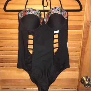 👙Volcom One Piece👙